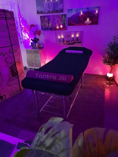 Intimate massage Erotic massage Villach Innere Stadt